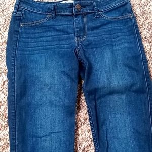 Hollister skinny jeans.